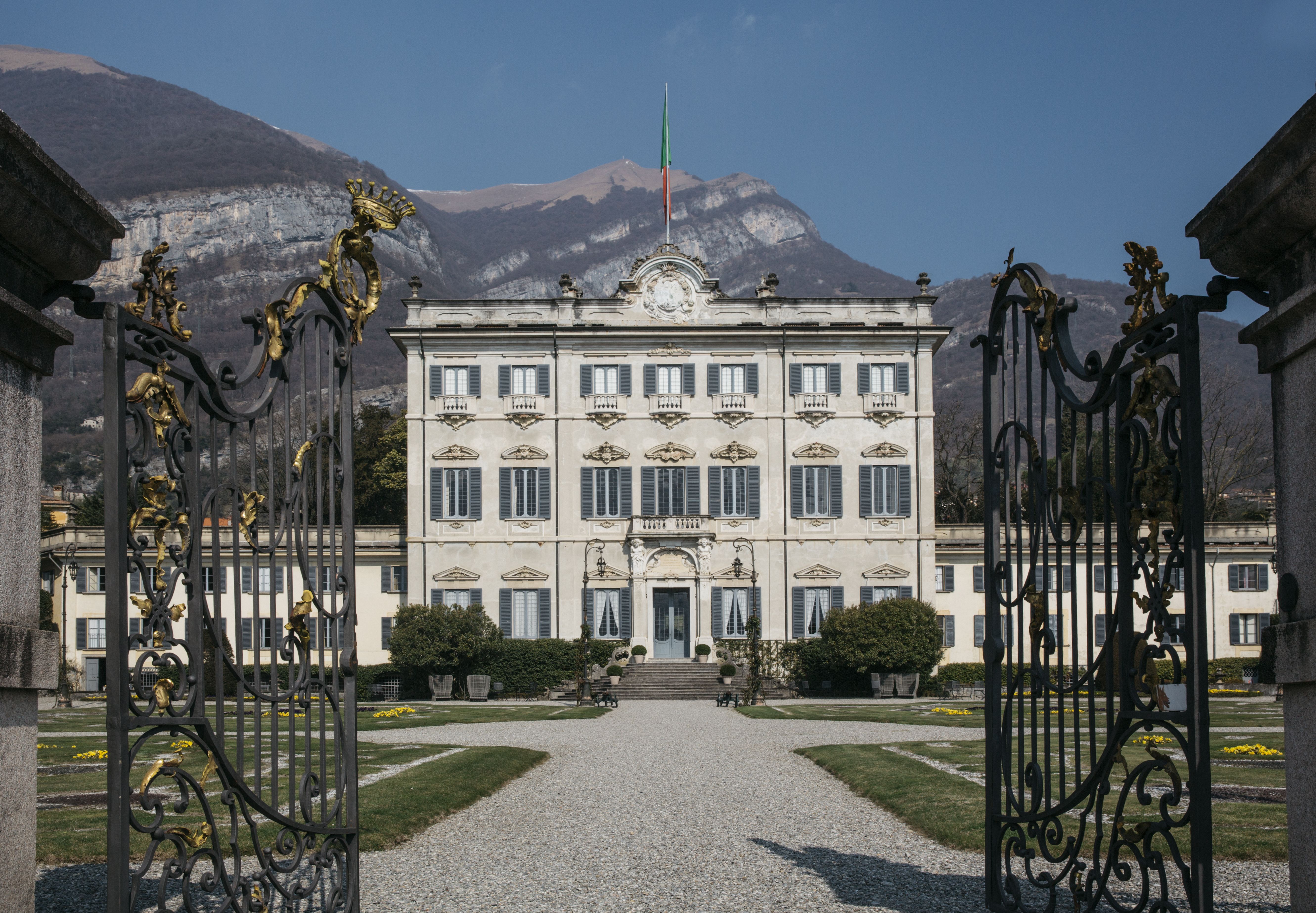 Villa Sola Cabiati: A Stroll Through History